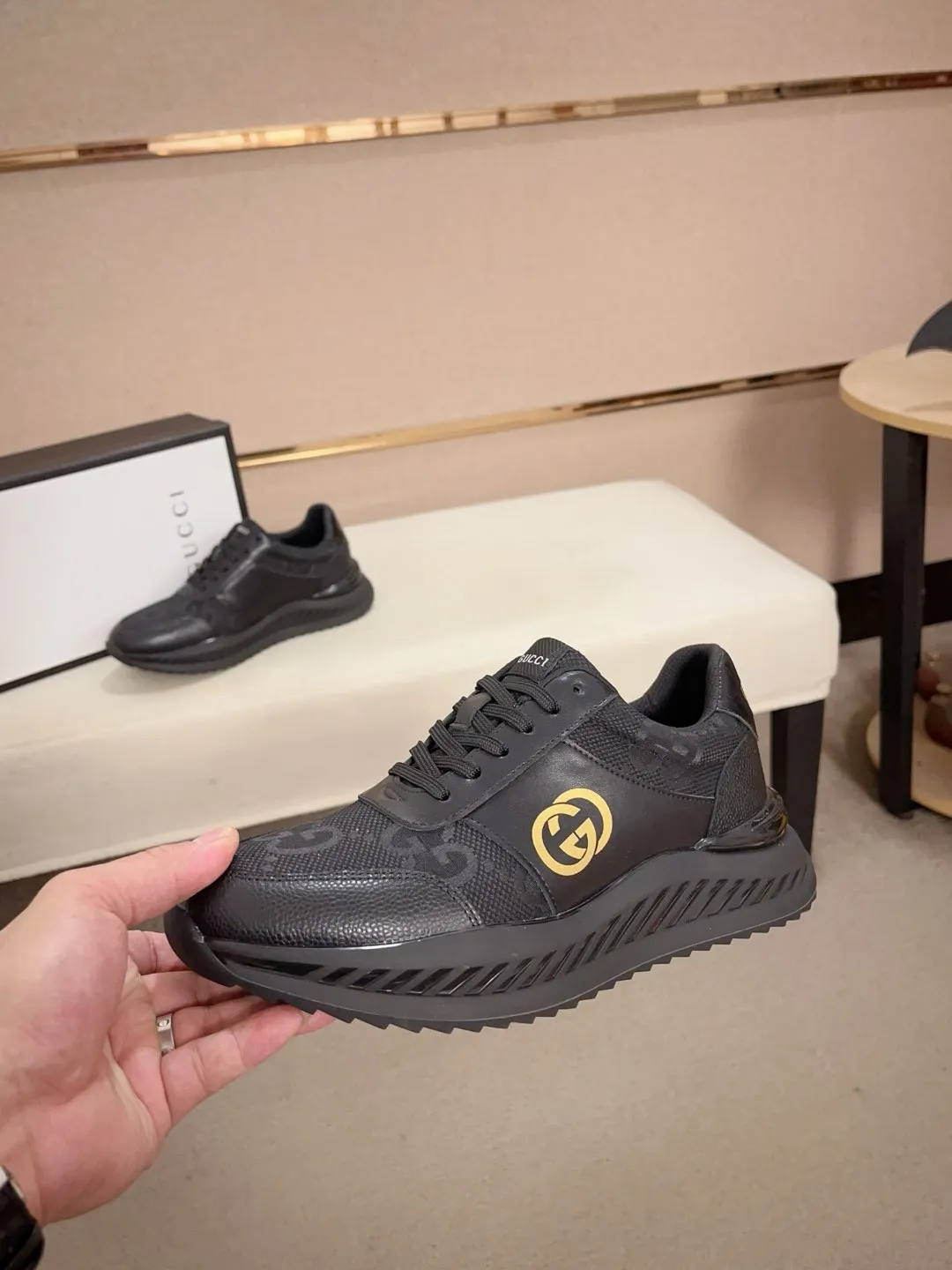 Men's men's shoes💰 462💰🇮🇹🇮🇹GUCCI🔍🔍new models are on sale at the same time at the counter. The uppers🇮🇹 are made of top-grain cowhide imported from Italy. Fully imported genuine leather lining 💪💪, completely 1⃣️ to 1⃣️ replica 🇮🇹💪💪, ⚠ sole: original sole provided by the original factory, exclusive movable molded sole super comfortable, ⚠ original factory follow-up, 🔍🔍 high quality, you can go in and out of the counter at will, welcome to compare⚠. Code number:38-44